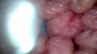 内窥镜摄像头爆发了Brutha教育电影中最刺的部分