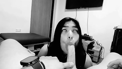 第 1 部分 复古性爱...与拉丁裔的体验，一次超凡脱俗的口交，然后她登上了顶峰！拉丁裔是最棒的！！亚历克斯克里斯20