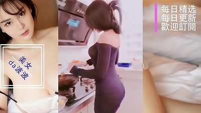 公众号【91公社】抖音抖奶巨乳：看这乳摇的幅度，应该是没穿内衣了